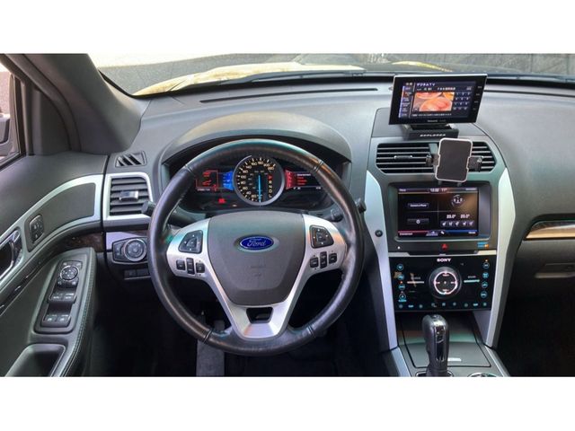 FORD EXPLORER 2WD 2013 Image 31