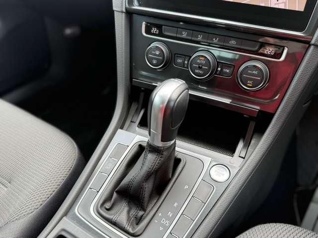 VOLKSWAGEN GOLF 2018 Image 31