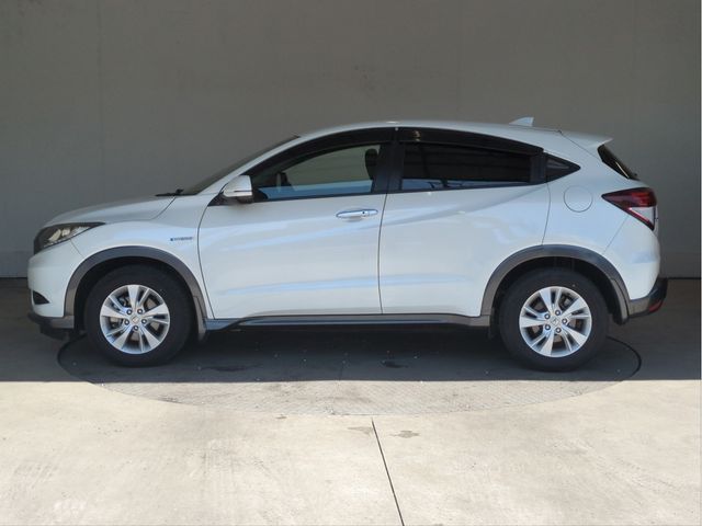 HONDA VEZEL HYBRID 2015 Image 31