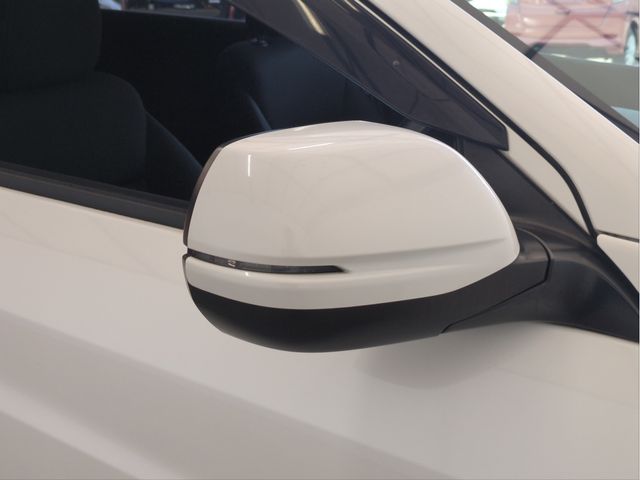 HONDA VEZEL HYBRID 2015 Image 31