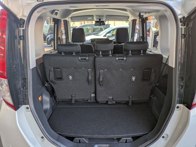 TOYOTA ROOMY 2018 Image 31