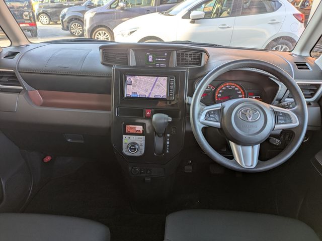 TOYOTA ROOMY 2018 Image 31