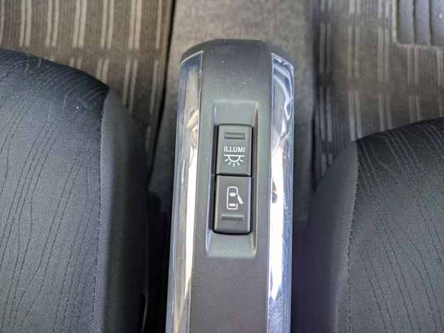 DAIHATSU TANTO EXE CUSTOM 2013 Image 31