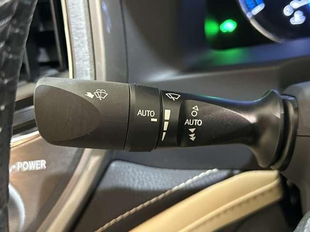 TOYOTA CROWN SEDAN 2013 Image 31