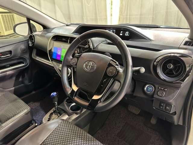 TOYOTA AQUA 2017 Image 31