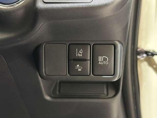 TOYOTA AQUA 2017 Image 31