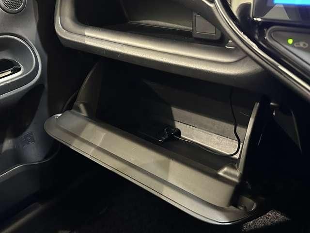 TOYOTA AQUA 2017 Image 31