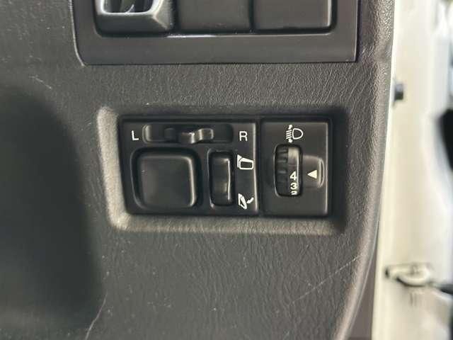 SUZUKI JIMNY 4WD 2015 Image 31