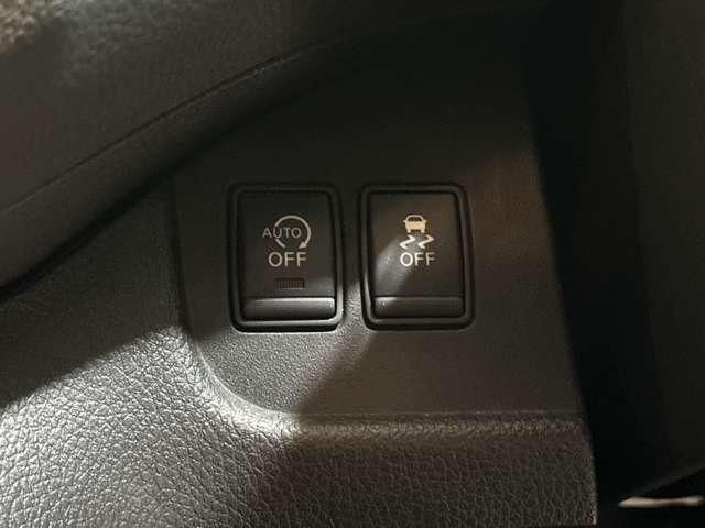 NISSAN SERENA  S-HYBRID 4WD 2013 Image 31