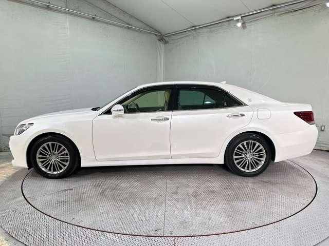 TOYOTA CROWN SEDAN 2013 Image 31