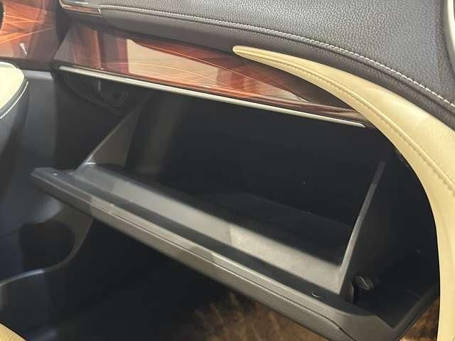 TOYOTA CROWN SEDAN 2013 Image 31