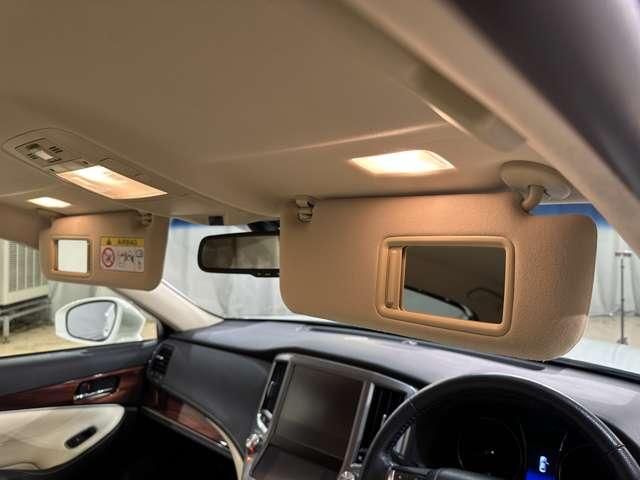 TOYOTA CROWN SEDAN 2013 Image 31