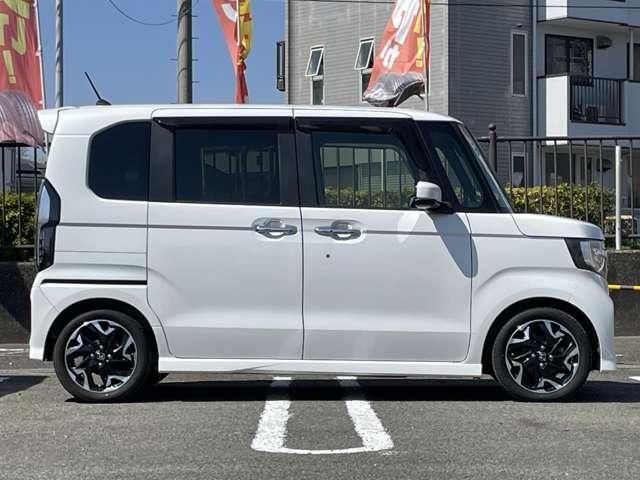 HONDA N BOX CUSTOM 2018 Image 31
