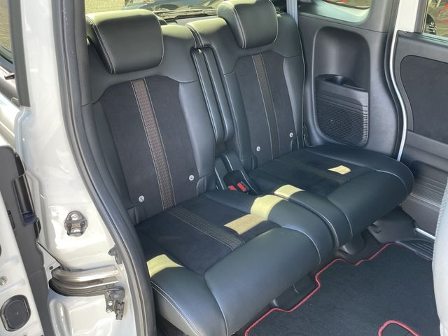 HONDA N BOX CUSTOM 2018 Image 31