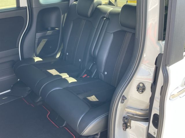 HONDA N BOX CUSTOM 2018 Image 31