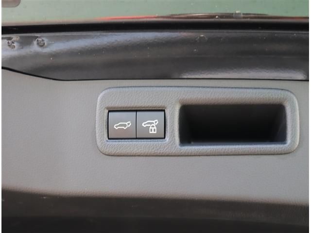 TOYOTA HARRIER 2WD 2021 Image 31