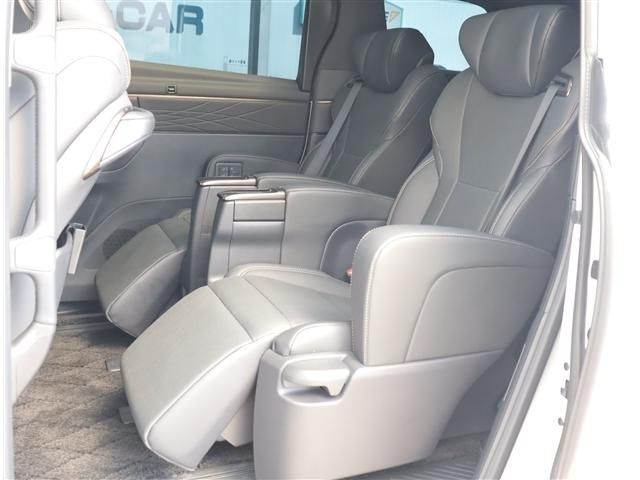 TOYOTA ALPHARD 2024 Image 31
