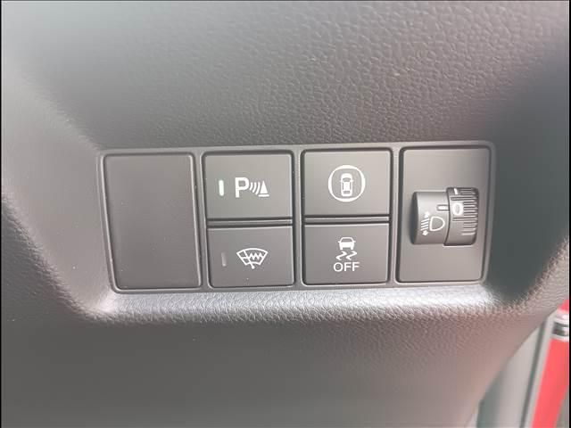 HONDA FIT E:HEV 4WD 2021 Image 31