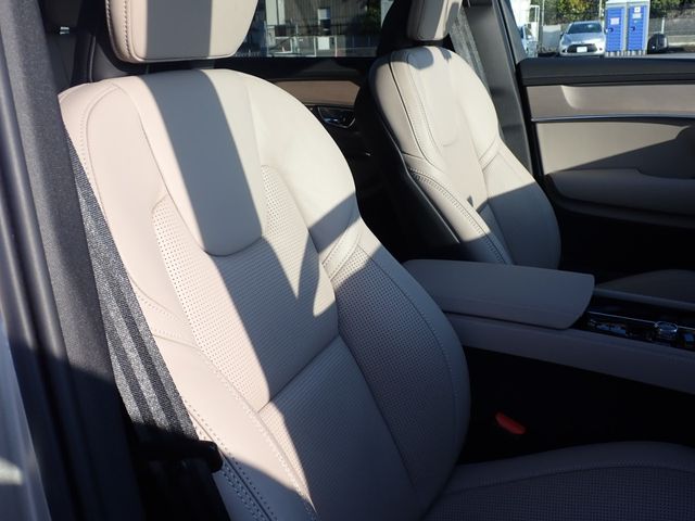 VOLVO XC90 2025 Image 31