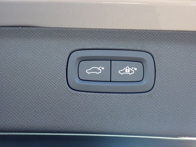 VOLVO XC90 2025 Image 31