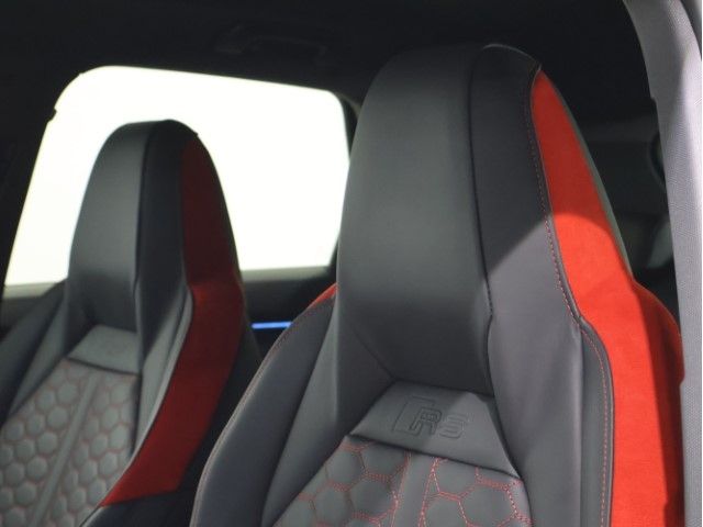 AUDI RS Q3 2024 Image 31