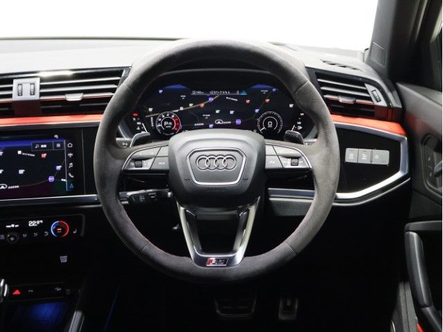 AUDI RS Q3 2024 Image 31