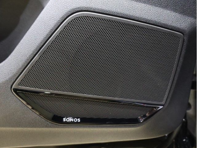 AUDI RS Q3 2024 Image 31