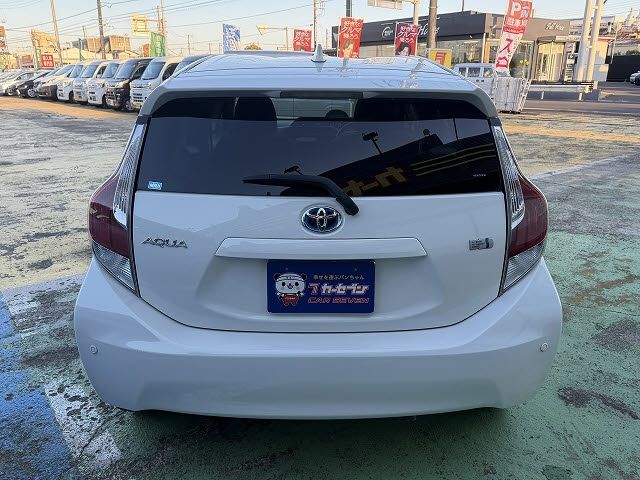 TOYOTA AQUA 2015 Image 31