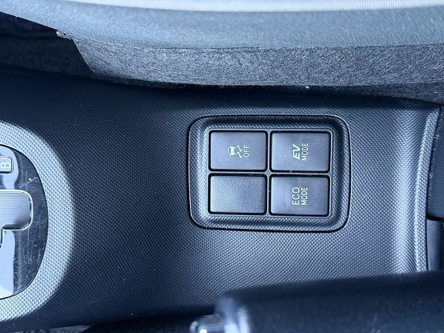 TOYOTA AQUA 2015 Image 31