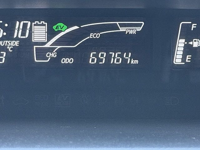 TOYOTA AQUA 2015 Image 31