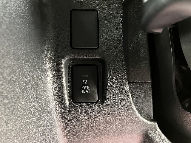 TOYOTA HIACE VAN 4WD 2020 Image 31