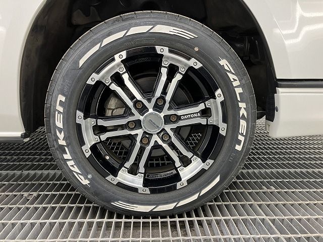 TOYOTA HIACE VAN 4WD 2020 Image 31