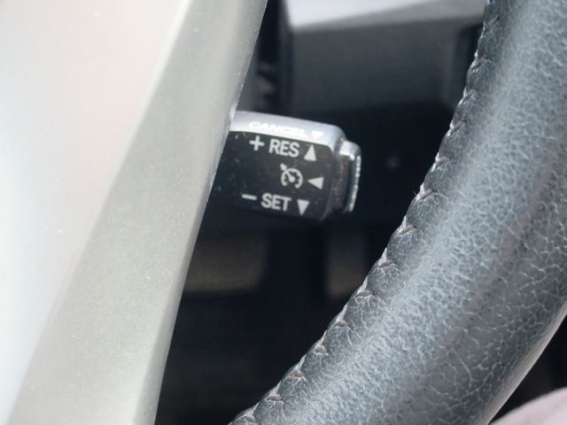 TOYOTA PRIUS 2012 Image 31