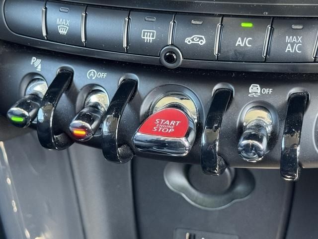 BMW MINI COOPER D 2021 Image 31