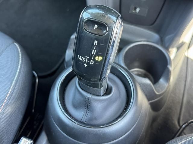 BMW MINI COOPER D 2021 Image 31