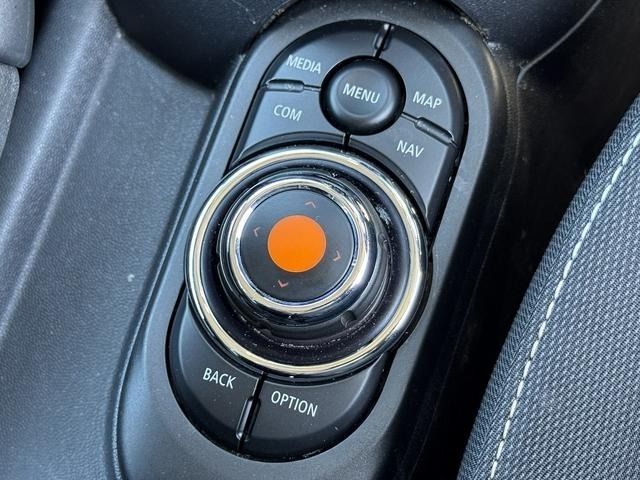 BMW MINI COOPER D 2021 Image 31