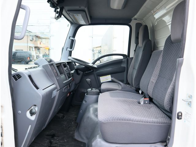 ISUZU ELF 2020 Image 31