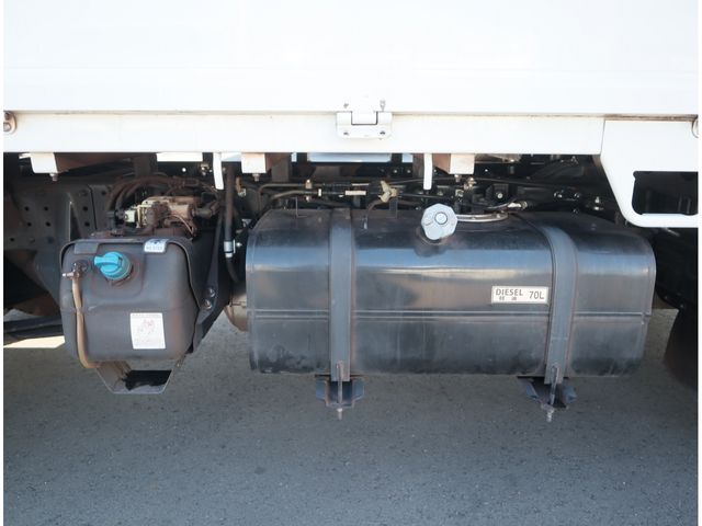 MITSUBISHI CANTER 2021 Image 31