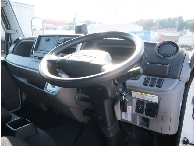 MITSUBISHI CANTER 2021 Image 31