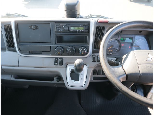 MITSUBISHI CANTER 2021 Image 31