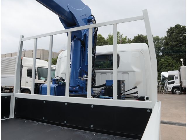 MITSUBISHI CANTER 2025 Image 31