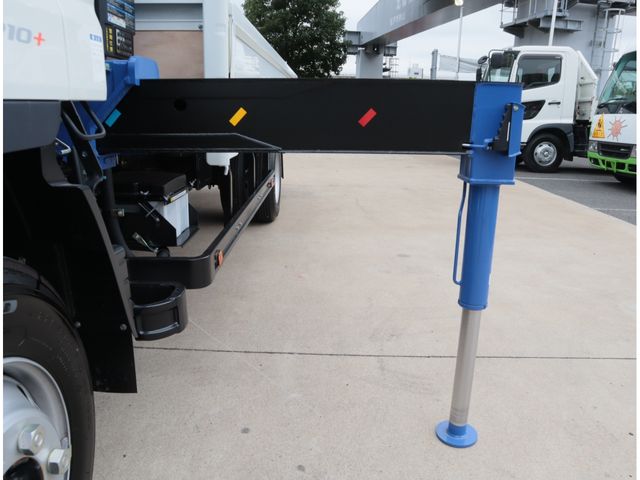 MITSUBISHI CANTER 2025 Image 31