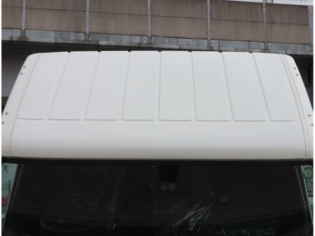 MITSUBISHI CANTER 2025 Image 31