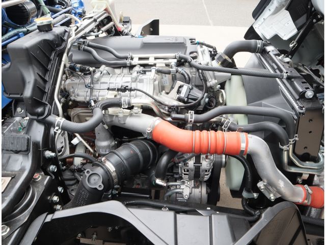 MITSUBISHI CANTER 2025 Image 31