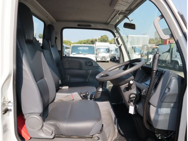 ISUZU ELF 2020 Image 31