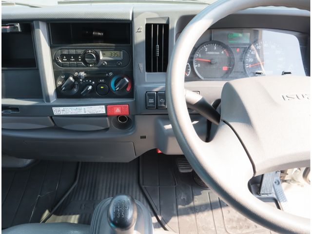 ISUZU ELF 2020 Image 31