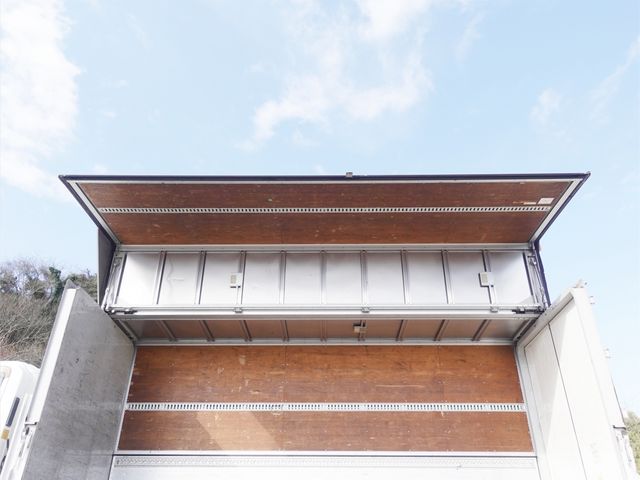 ISUZU FORWARD 2015 Image 31