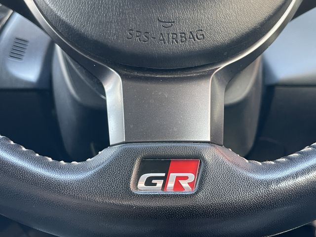 TOYOTA PRIUS ALPHA 2018 Image 31