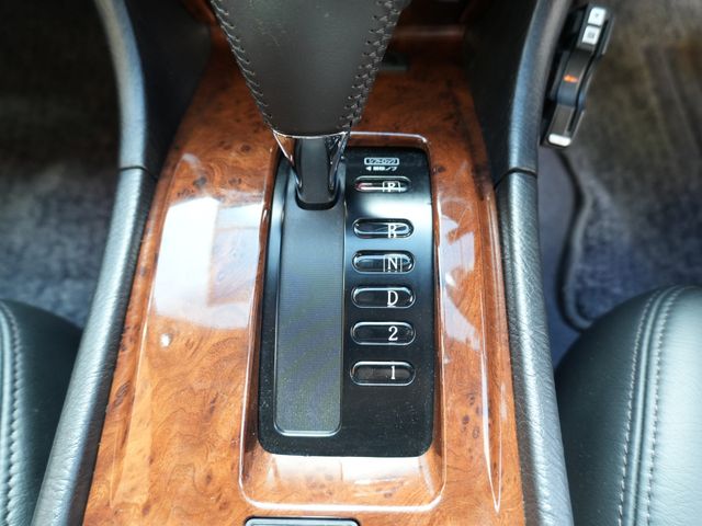 NISSAN GLORIA HARDTOP 4WD 1998 Image 31