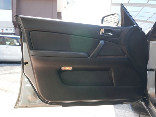 NISSAN GLORIA HARDTOP 4WD 1998 Image 31